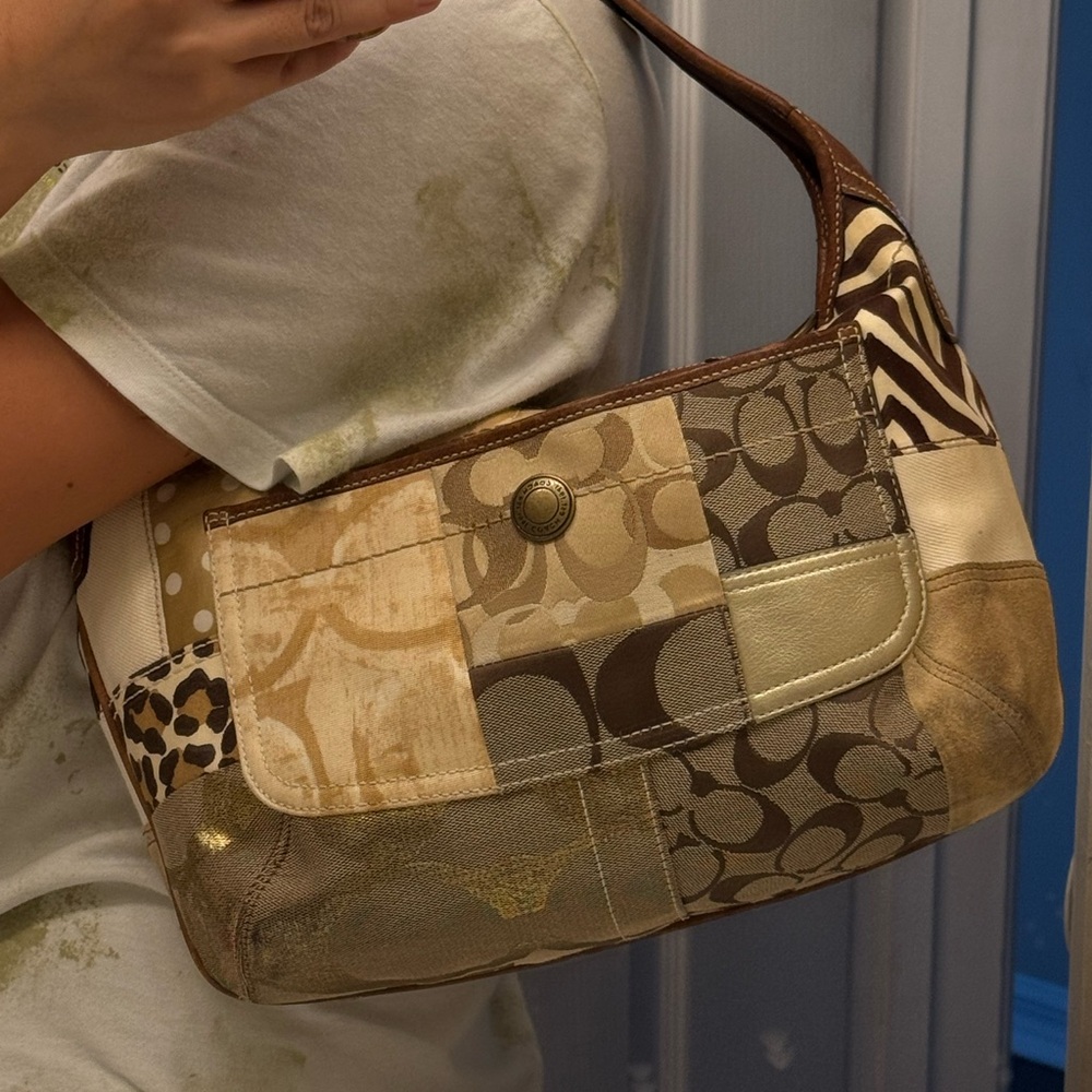 COACH Y2K Ergo Signature Patchwork 10808 Khaki Dark Brown Multi Hobo Bag - Picture 10 of 10